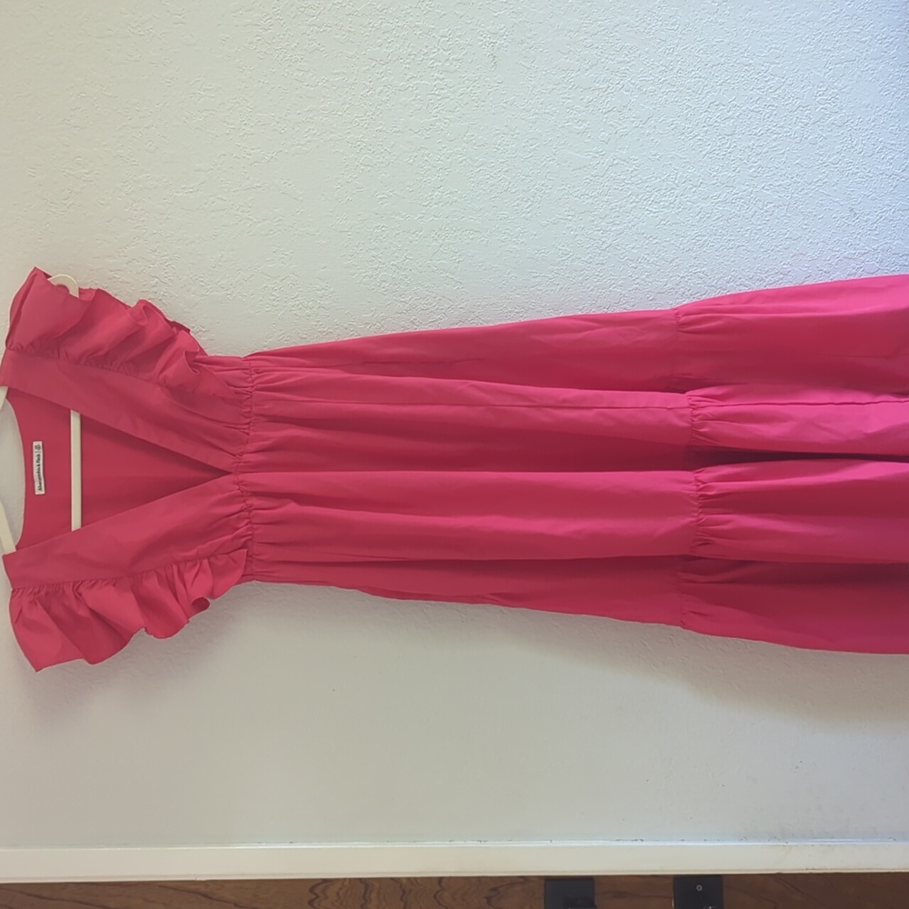๐โจ Hot pink frilled shoulder Abercrombie midi dress - Picture 3 of 6